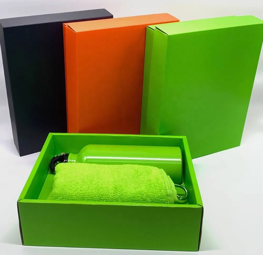 Bottle Gift Pack 500ml Aluminum Sport Water Bottle and Towel With Carabiner Gift Set OEM