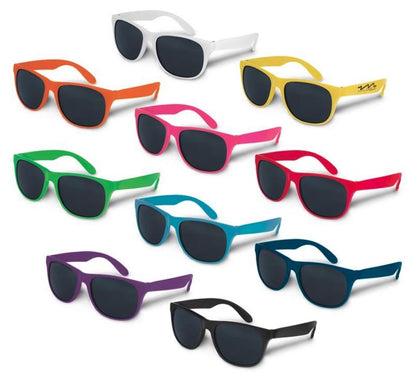 Sunglasses Chic Black Shield: Polarized UV400 for Outdoor Edge