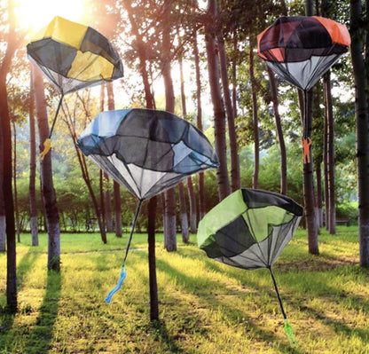 Mini Toy Parachute Hand Throwing Mini Soldier Parachute Toys For Kids Outdoor Fun Sports Children's Educational Parachute Game