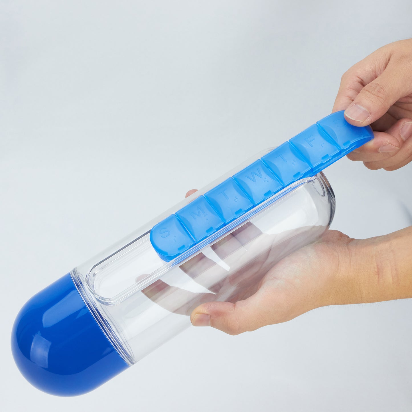 Portable Pill Box Water Cup 2 in 1 Water Bottle pill Box Storage Box Daily Sports Water Bottle with Pill Box Organizer